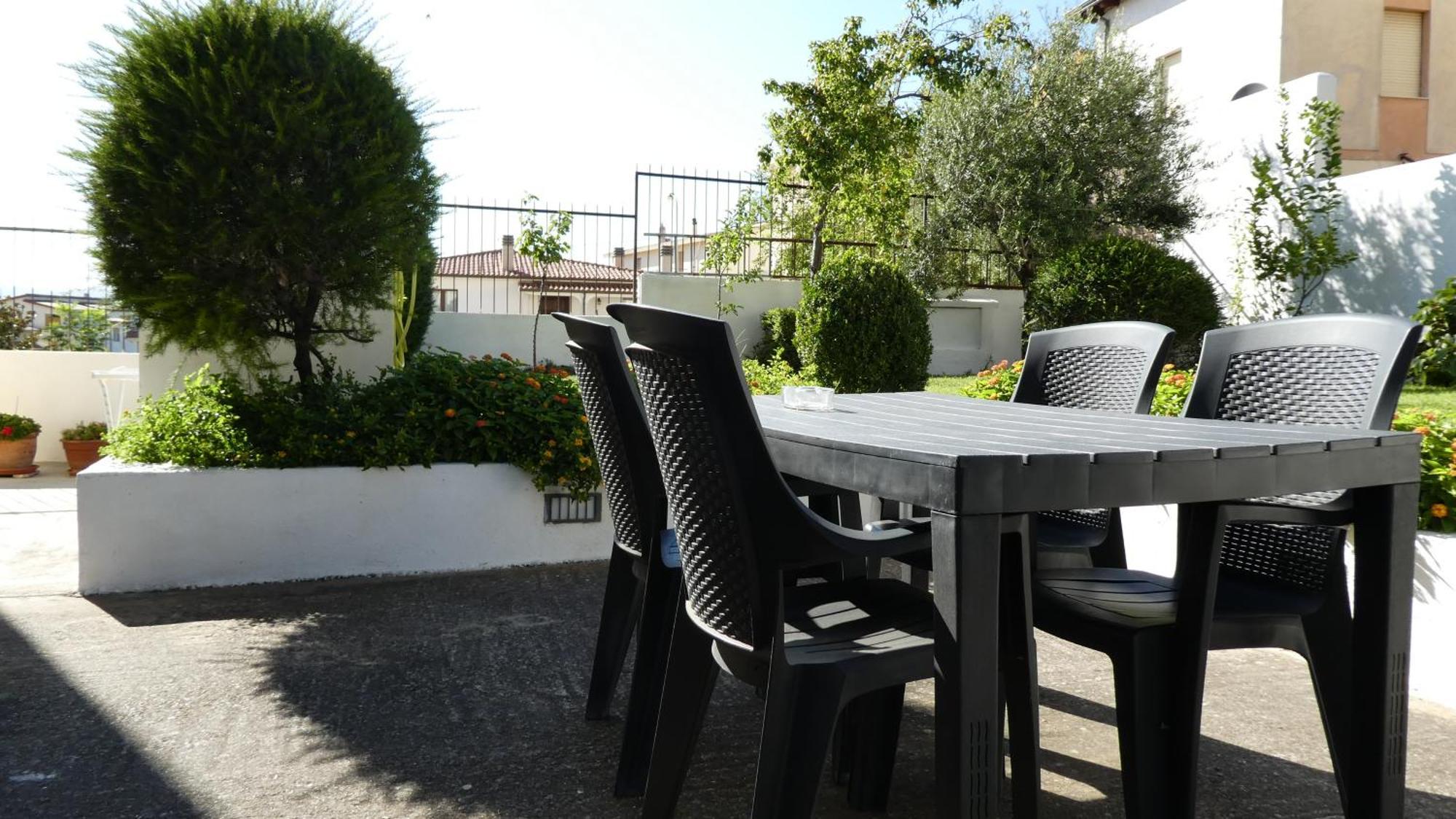B&B Oliena Εξωτερικό φωτογραφία