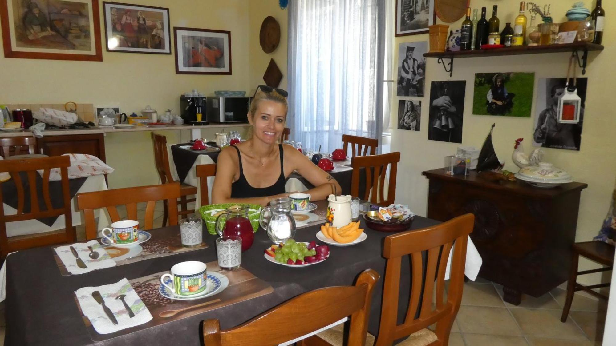B&B Oliena Εξωτερικό φωτογραφία