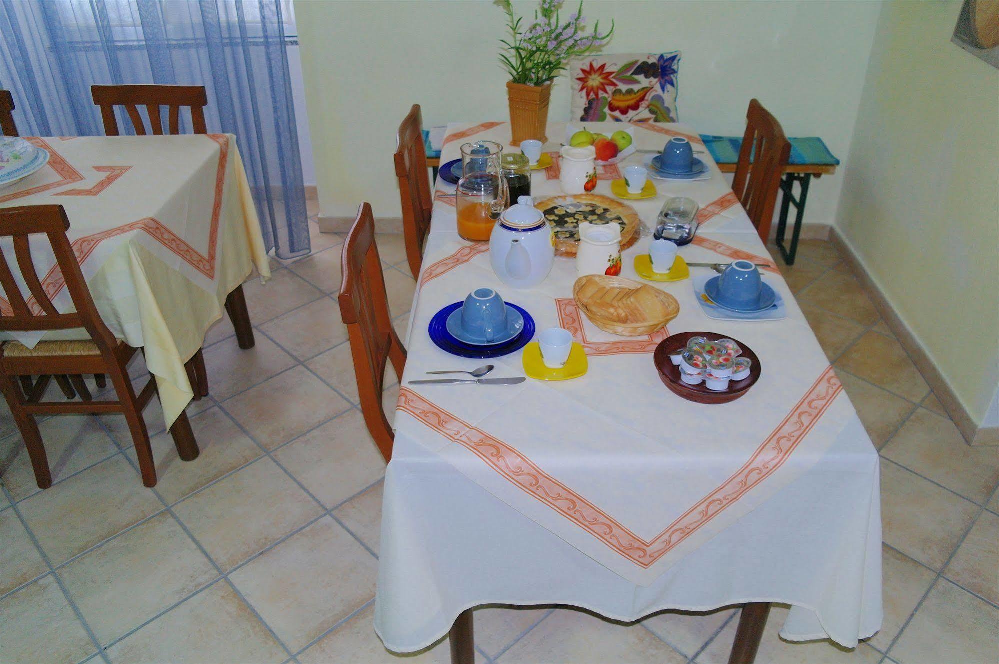 B&B Oliena Εξωτερικό φωτογραφία