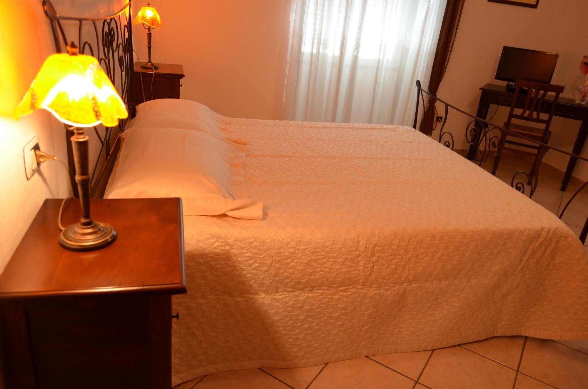 B&B Oliena Εξωτερικό φωτογραφία