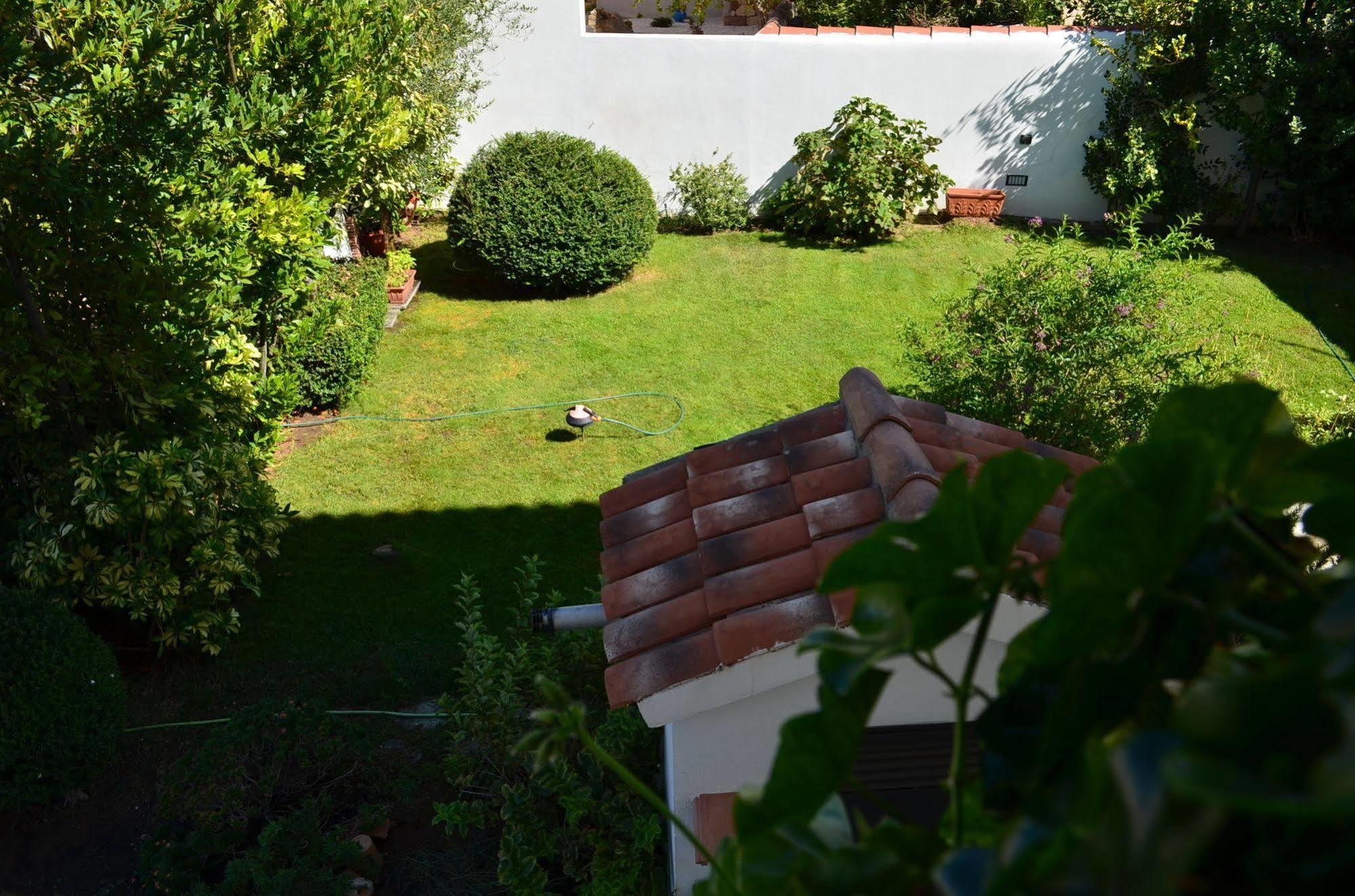 B&B Oliena Εξωτερικό φωτογραφία